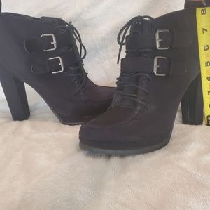 Ankle boots
